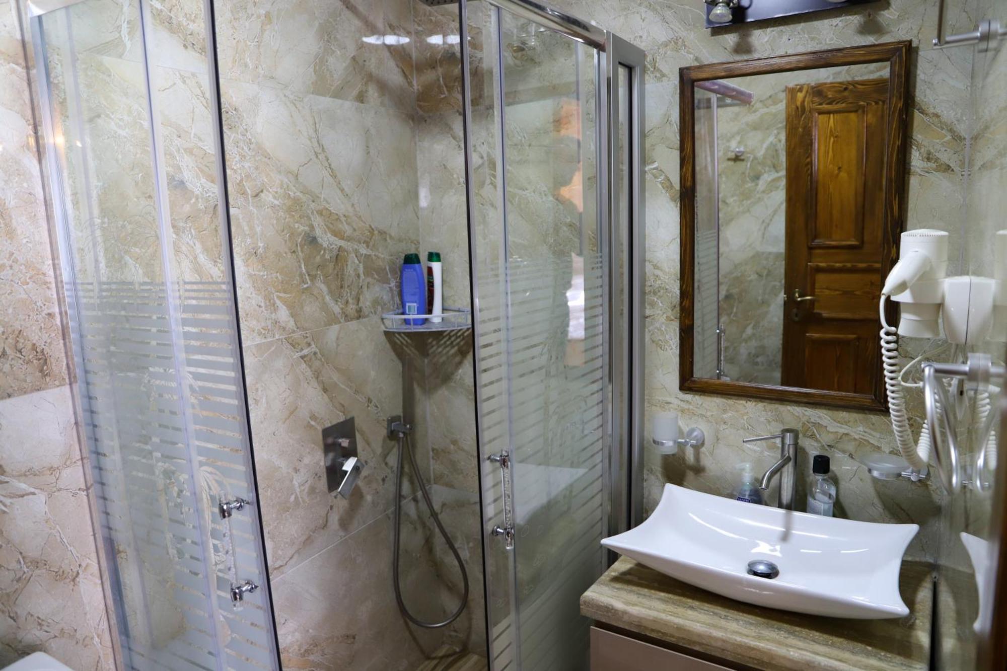 Dd Villa Берат Екстериор снимка