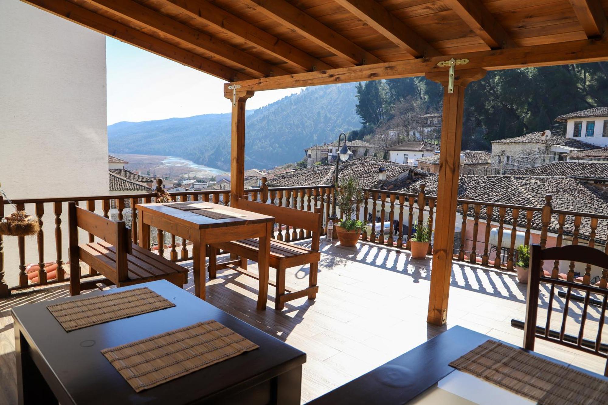 Dd Villa Берат Екстериор снимка