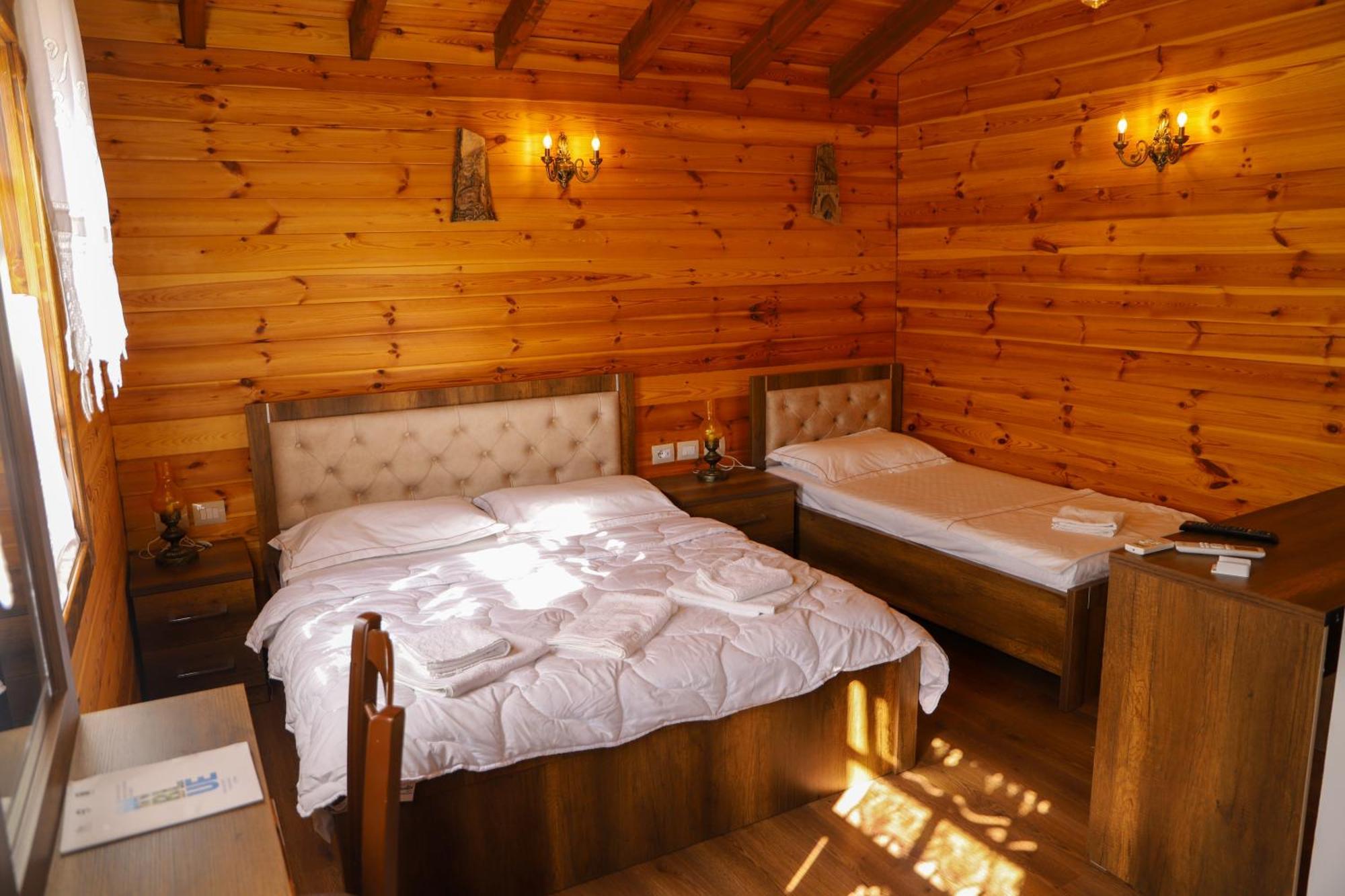 Dd Villa Берат Екстериор снимка